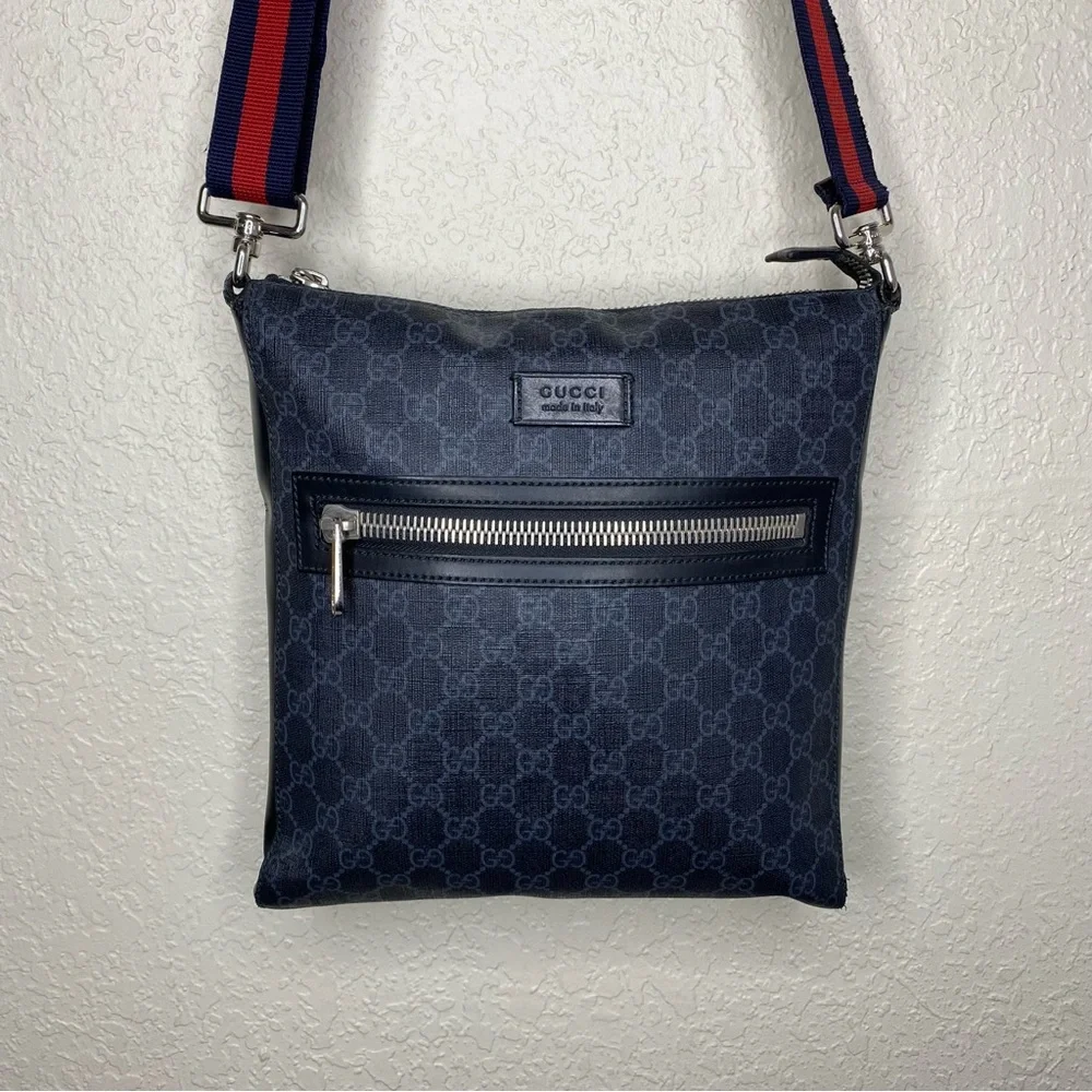 🔥Auth Gucci Supreme Shoulder Crossbody Bag GG PVC Leather - Picture 5 of 16